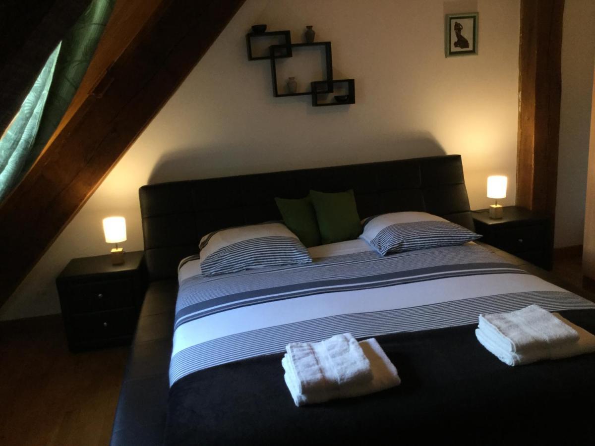 Conques-en-Rouergue Domaine Du Mas Naut B&B 외부 사진